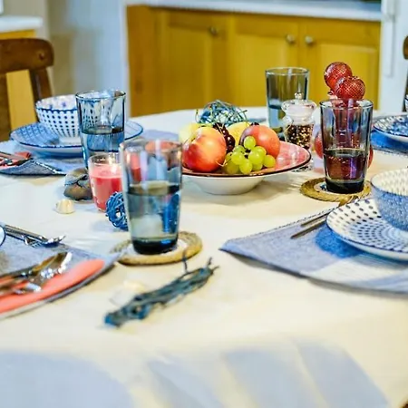 Yanmar Place شقة *