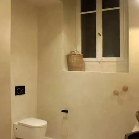 Yanmar Place Apartment *