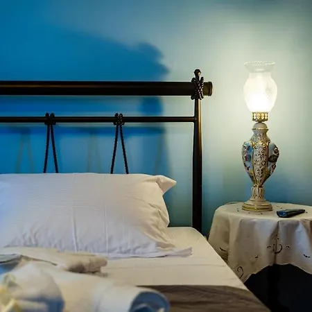 Yanmar Place Apartment *